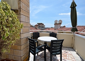 Двухкомнатные апартаменты в центре по выгодной цене