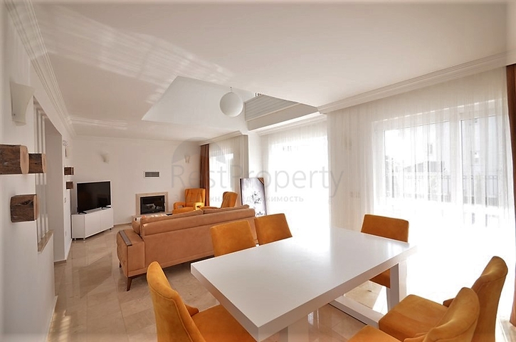 Трехэтажная вилла в районе Оваджик, Фетхие