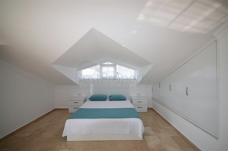 Трехэтажная вилла в районе Оваджик, Фетхие