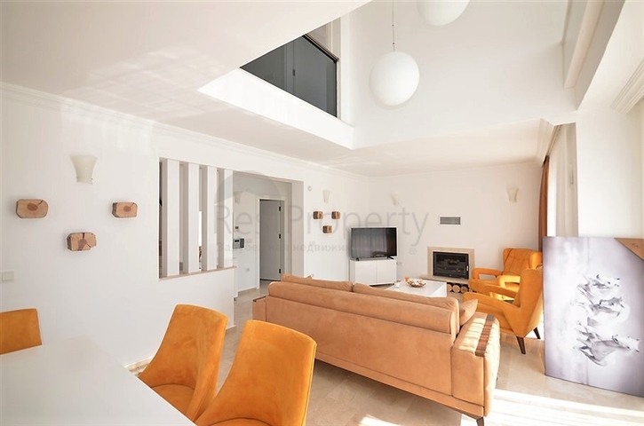 Трехэтажная вилла в районе Оваджик, Фетхие