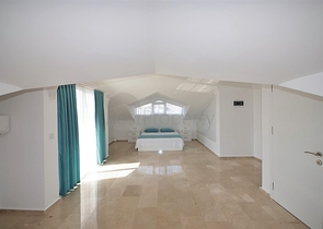 Трехэтажная вилла в районе Оваджик, Фетхие