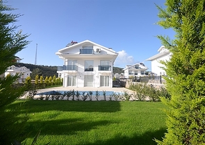 Трехэтажная вилла в районе Оваджик, Фетхие