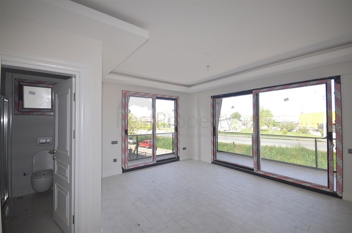 Новая трехэтажная вилла в центре Фетхие