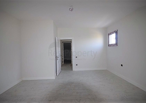 Новая трехэтажная вилла в центре Фетхие