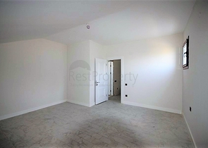 Новая трехэтажная вилла в центре Фетхие