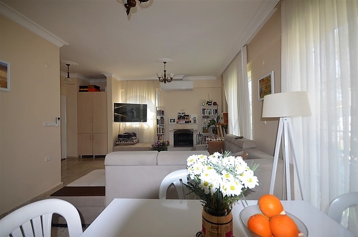 Двухэтажная меблированная вилла в Чалыш, Фетхие