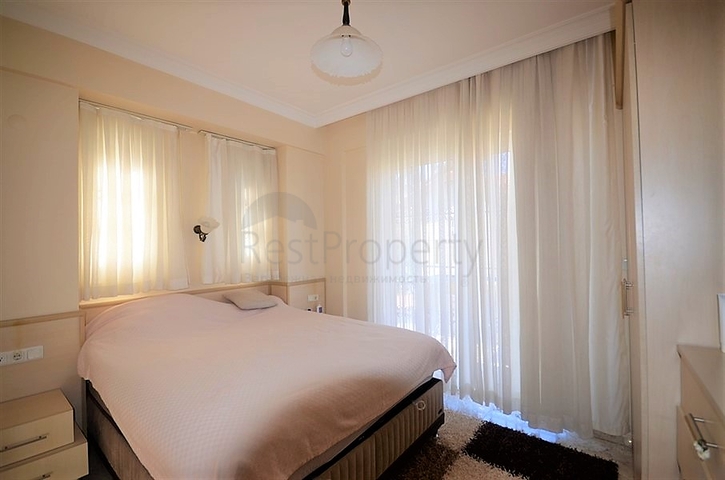 Двухэтажная меблированная вилла в Чалыш, Фетхие