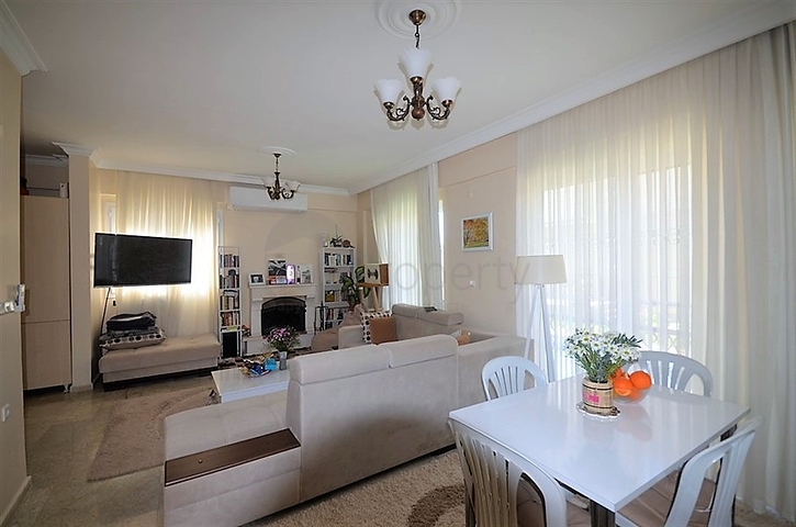 Двухэтажная меблированная вилла в Чалыш, Фетхие