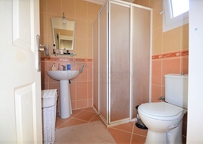 Двухэтажная меблированная вилла в Чалыш, Фетхие