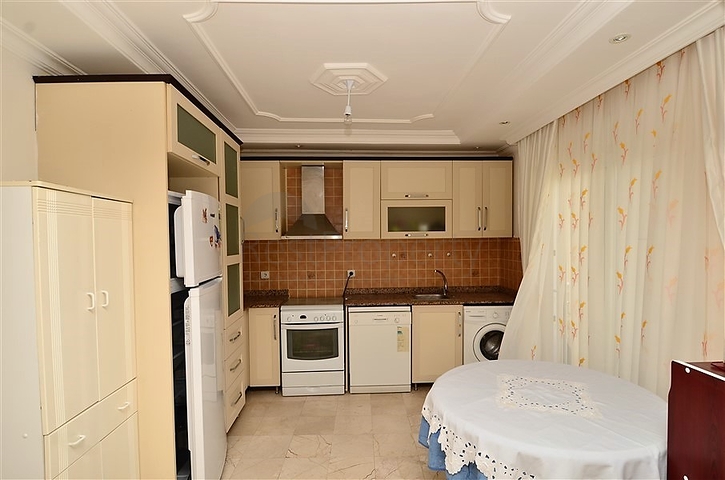 Трехкомнатные апартаменты в Махмутларе