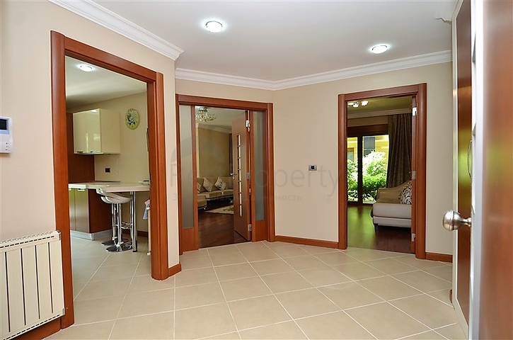 Трехкомнатные апартаменты в центре Алании на аренду