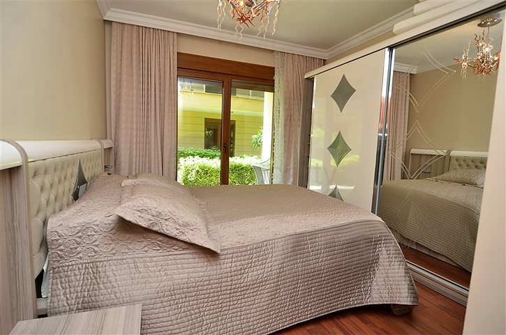 Трехкомнатные апартаменты в центре Алании на аренду