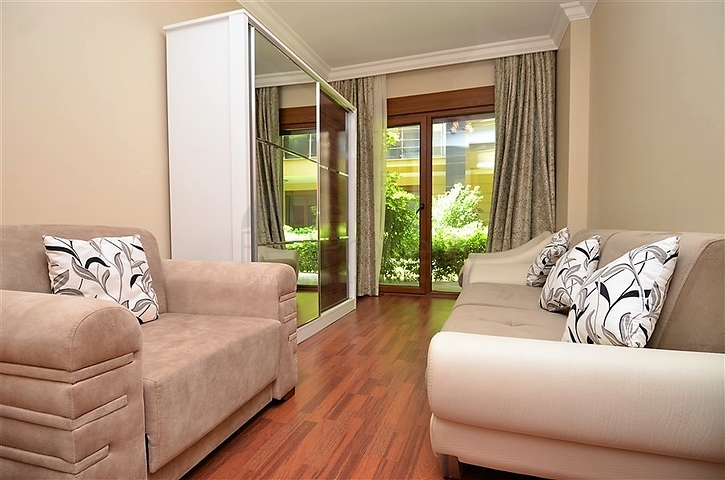 Трехкомнатные апартаменты в центре Алании на аренду