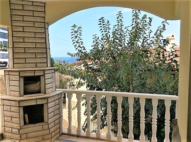 Двухэтажная вилла в районе Каргыджак