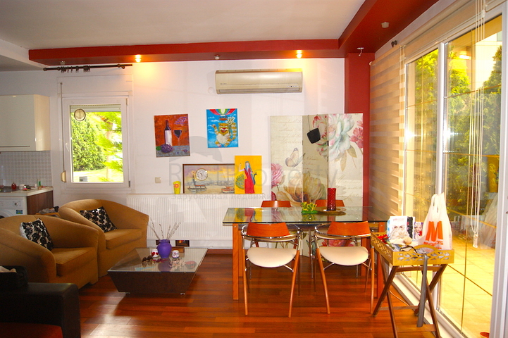 Пентхаус 2+1 с выходом в сад в комплексе 500 м до моря