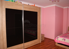 Пентхаус 2+1 с выходом в сад в комплексе 500 м до моря