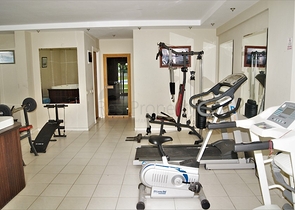 Пентхаус 2+1 с выходом в сад в комплексе 500 м до моря