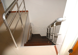 Пентхаус 2+1 с выходом в сад в комплексе 500 м до моря