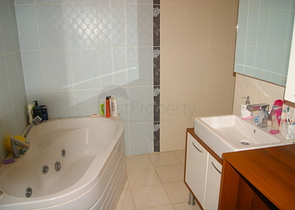 Пентхаус 2+1 с выходом в сад в комплексе 500 м до моря