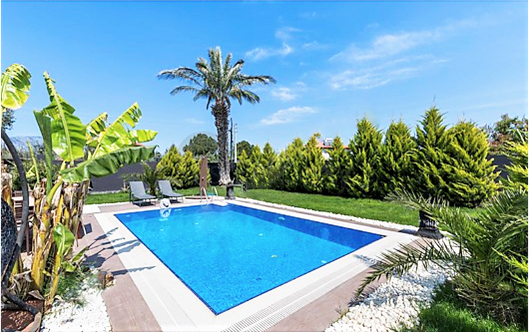 Вилла модерн с 3 спальнями в Дошемеальты Ешильбахир