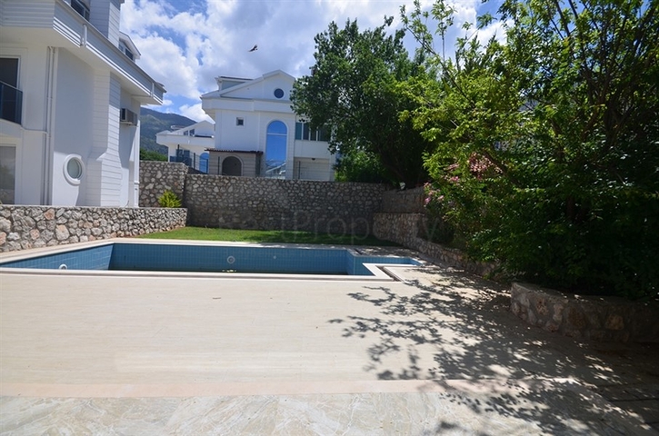 Трехэтажная вилла в Фетхие