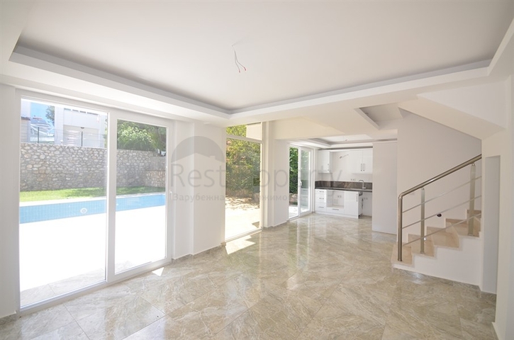 Трехэтажная вилла в Фетхие