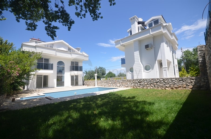 Трехэтажная вилла в Фетхие