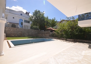 Трехэтажная вилла в Фетхие