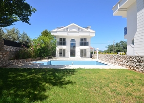 Трехэтажная вилла в Фетхие