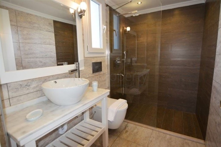 Вилла с частным бассейном в Фетхие