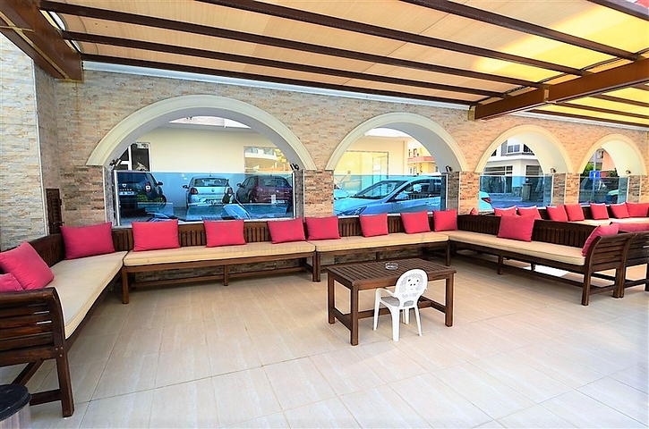 Просторные апартаменты в современном комплексе Махмутлара