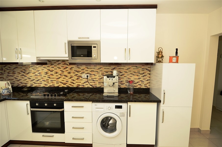 Просторные апартаменты в современном комплексе Махмутлара