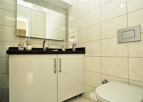 Просторные апартаменты в современном комплексе Махмутлара