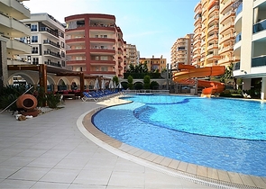 Просторные апартаменты в современном комплексе Махмутлара