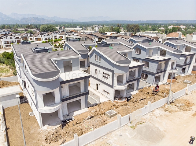 Виллы 5+1 с личным бассейном в Коньяалты Анталья