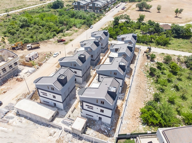 Виллы 5+1 с личным бассейном в Коньяалты Анталья