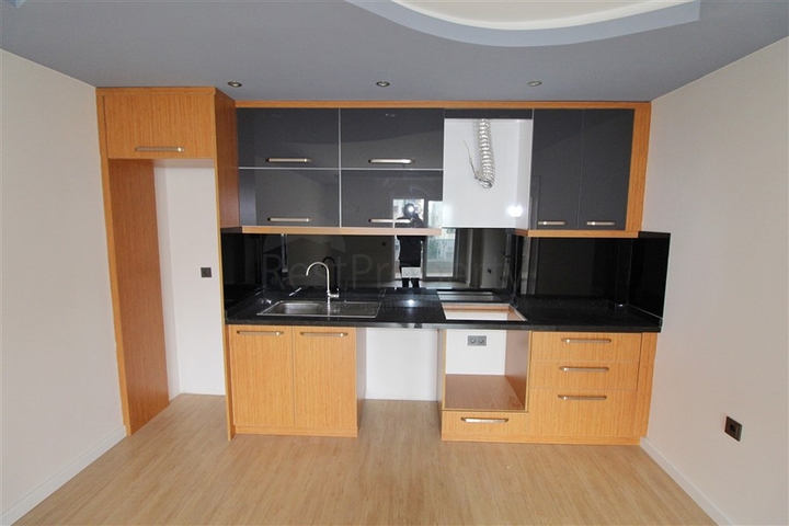 Абсолютно новая квартира 2+1 в Махмутлар