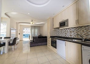 Квартира 2+1 для постоянного проживания и отдыха в Махмутларе