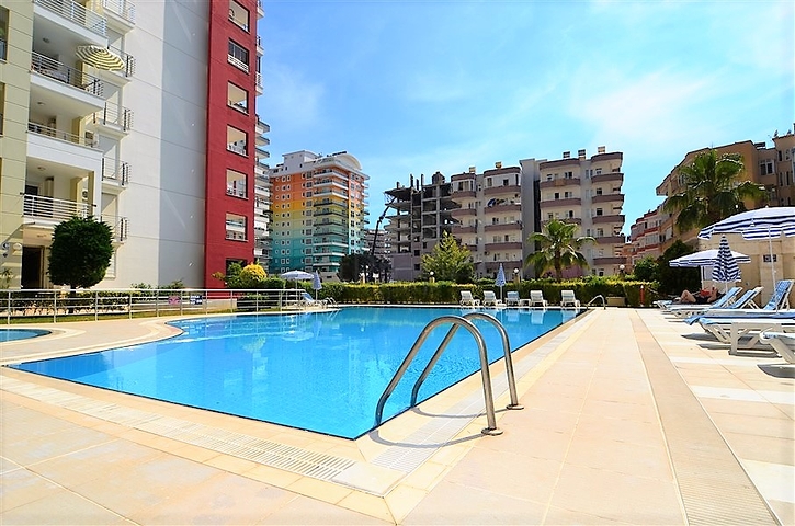 Квартира 2+1 с отдельной кухней в районе Махмутлар