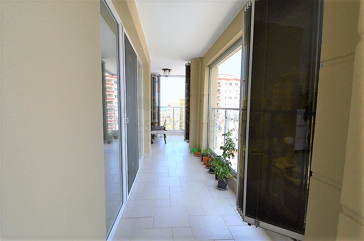 Квартира 2+1 с отдельной кухней в районе Махмутлар