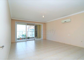 Квартира 2+1 с отдельной кухней в районе Махмутлар