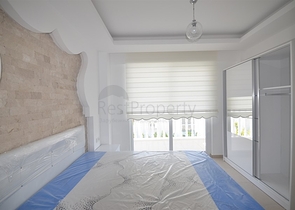 Трёхэтажная вилла в классическом стиле в Фетхие