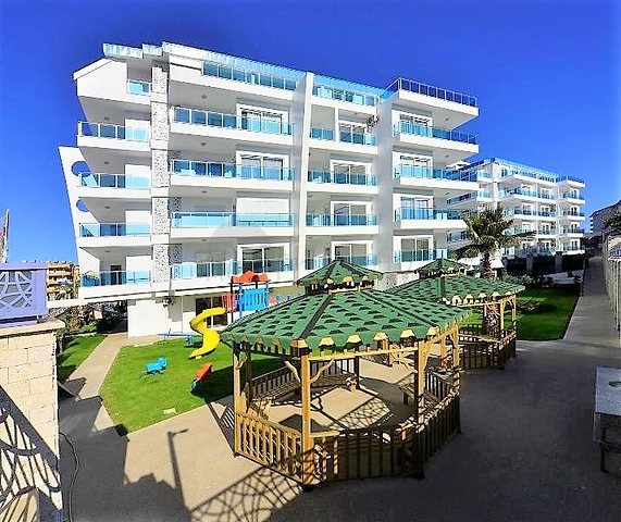 Квартира планировкой 1+1 рядом с песчаным пляжем