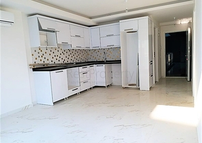 Квартира планировкой 1+1 рядом с песчаным пляжем