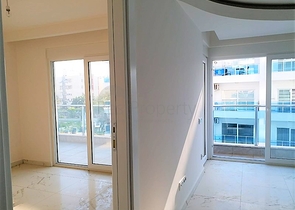 Квартира планировкой 1+1 рядом с песчаным пляжем