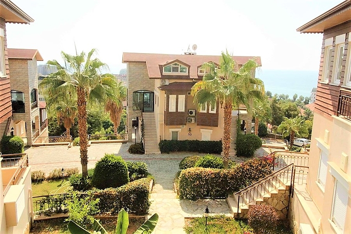 Четырехкомнатная квартира на Средиземноморском побережье