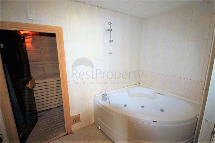 Четырехкомнатная квартира на Средиземноморском побережье