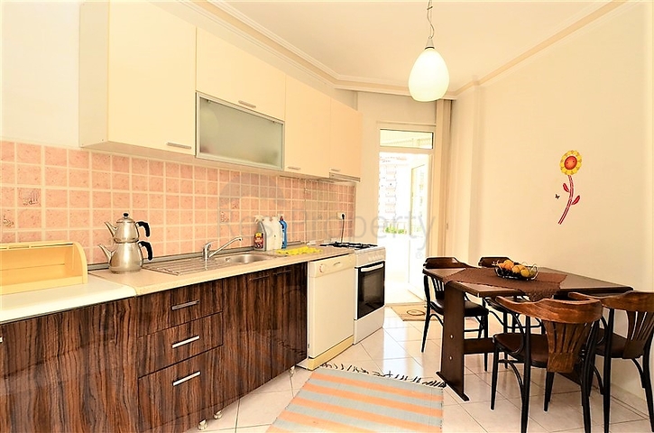 Трехкомнатная квартира в туристической Аланье