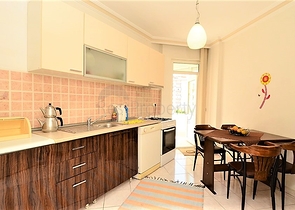 Трехкомнатная квартира в туристической Аланье