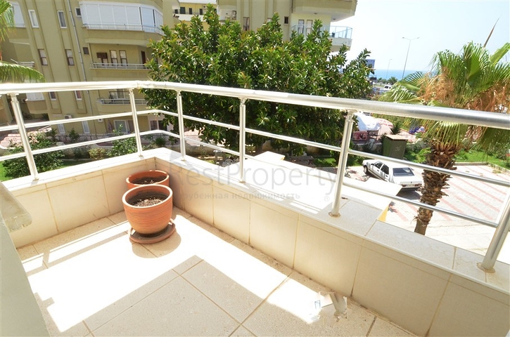 Квартира на первой линии с видом на лазурный берег